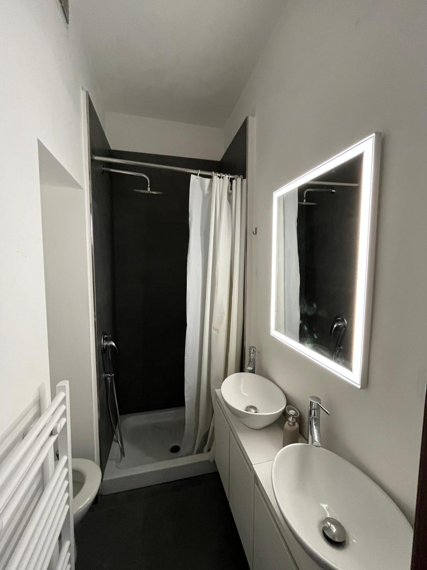 Porta Susa Rooms - Camere Porta Susa 토리노 외부 사진